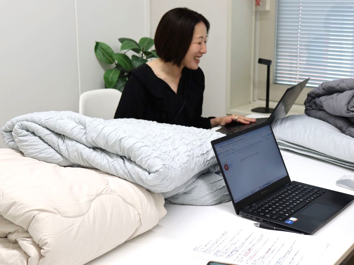 「2025今夏ベストな寝具はどれ？」冷感値だけじゃない、担当歴8年のバイヤーに聞いた3タイプの選び方