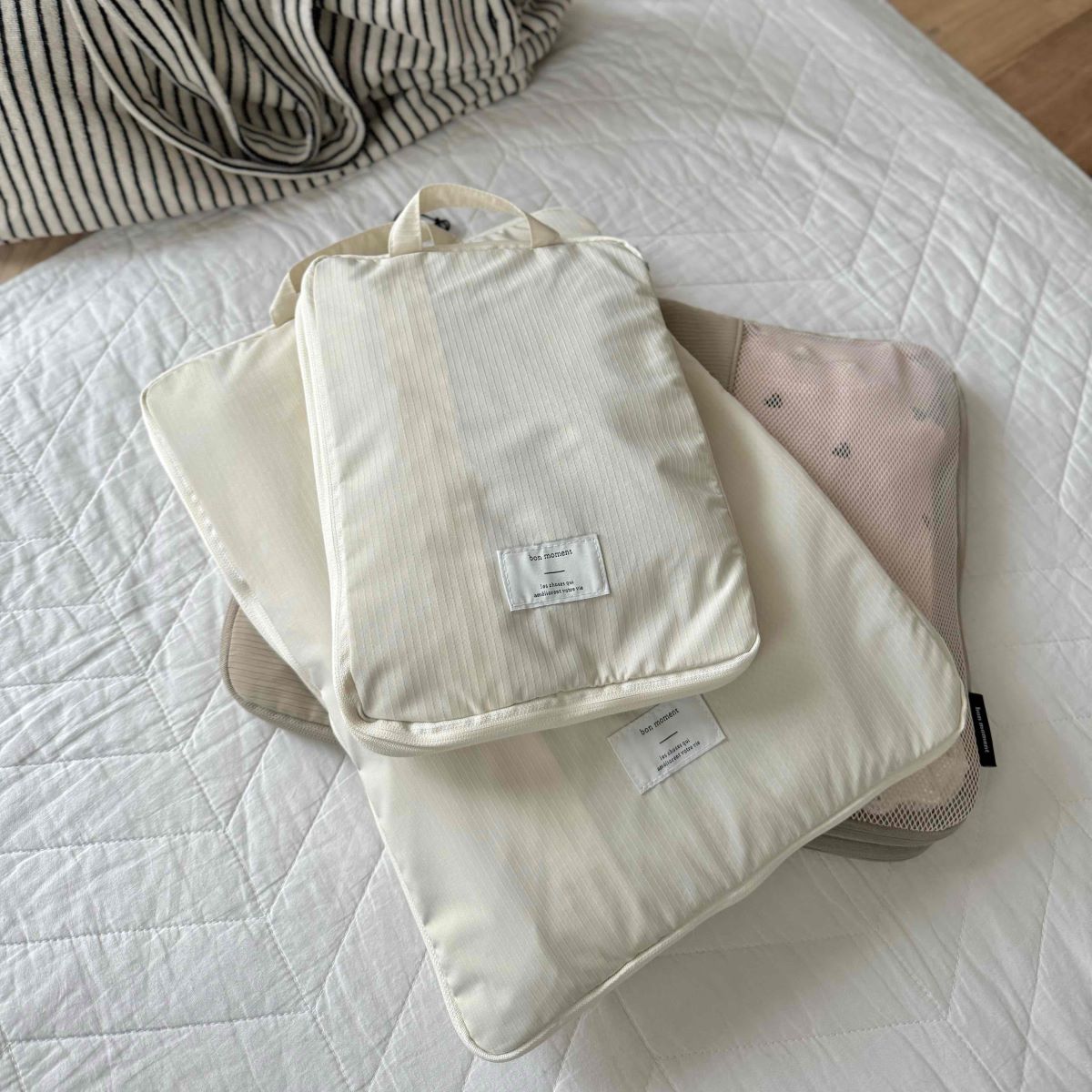 家族旅行では1人1個が当たり前！？インスタグラマーさんの旅行で「圧縮トラベルポーチ」が活躍中