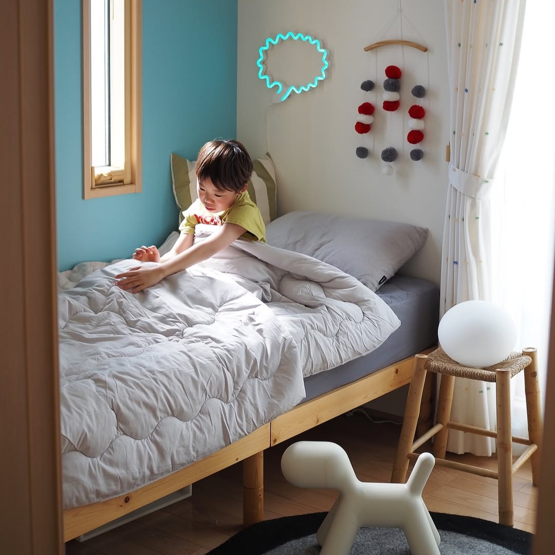 寝汗キッズに涼しい夜を。コットン100％のひんやり寝具は、子ども部屋でも大活躍【インスタグラマーさんのもの選び】