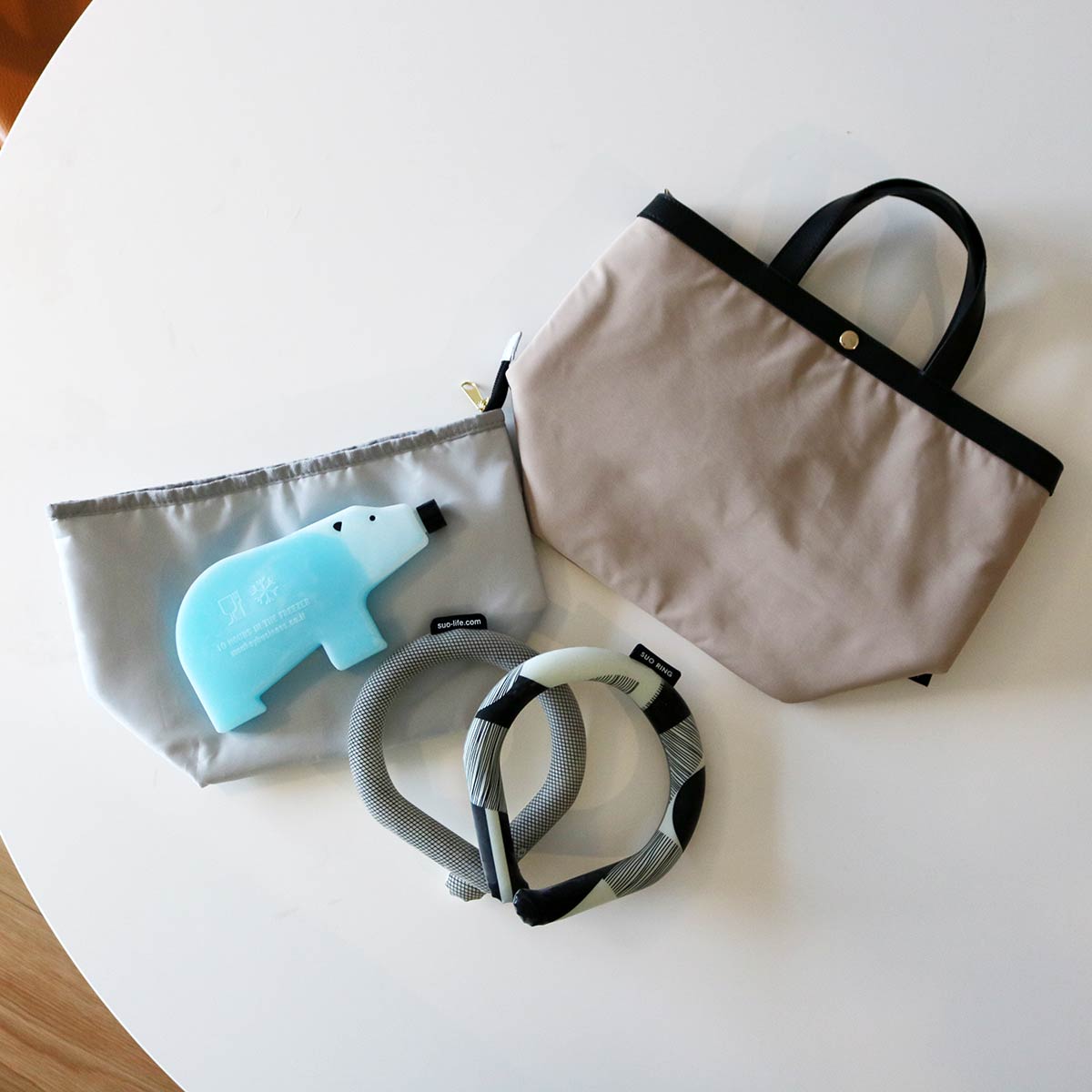 夏のお弁当は保冷力にこだわりたい、荷物ミニマム派さんに。「二重で保冷できるミニバッグ」