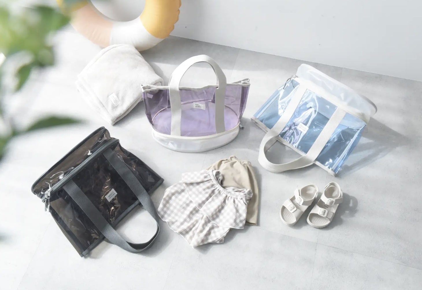 『収納力がスゴイ』と話題の新作プールバッグ、人気カラーはどれ？インスタグラマーさんはこの色を選びました。