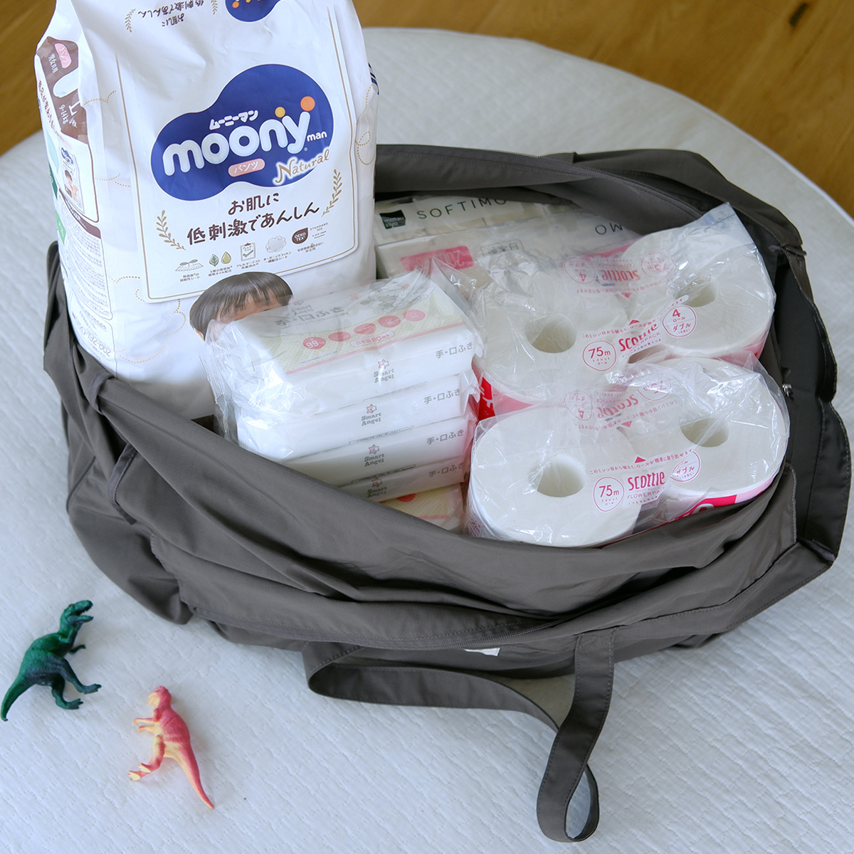 布団が入るだけじゃない！育児からレジャーまで、スタッフの「ビッグトート」愛用シーンとは？