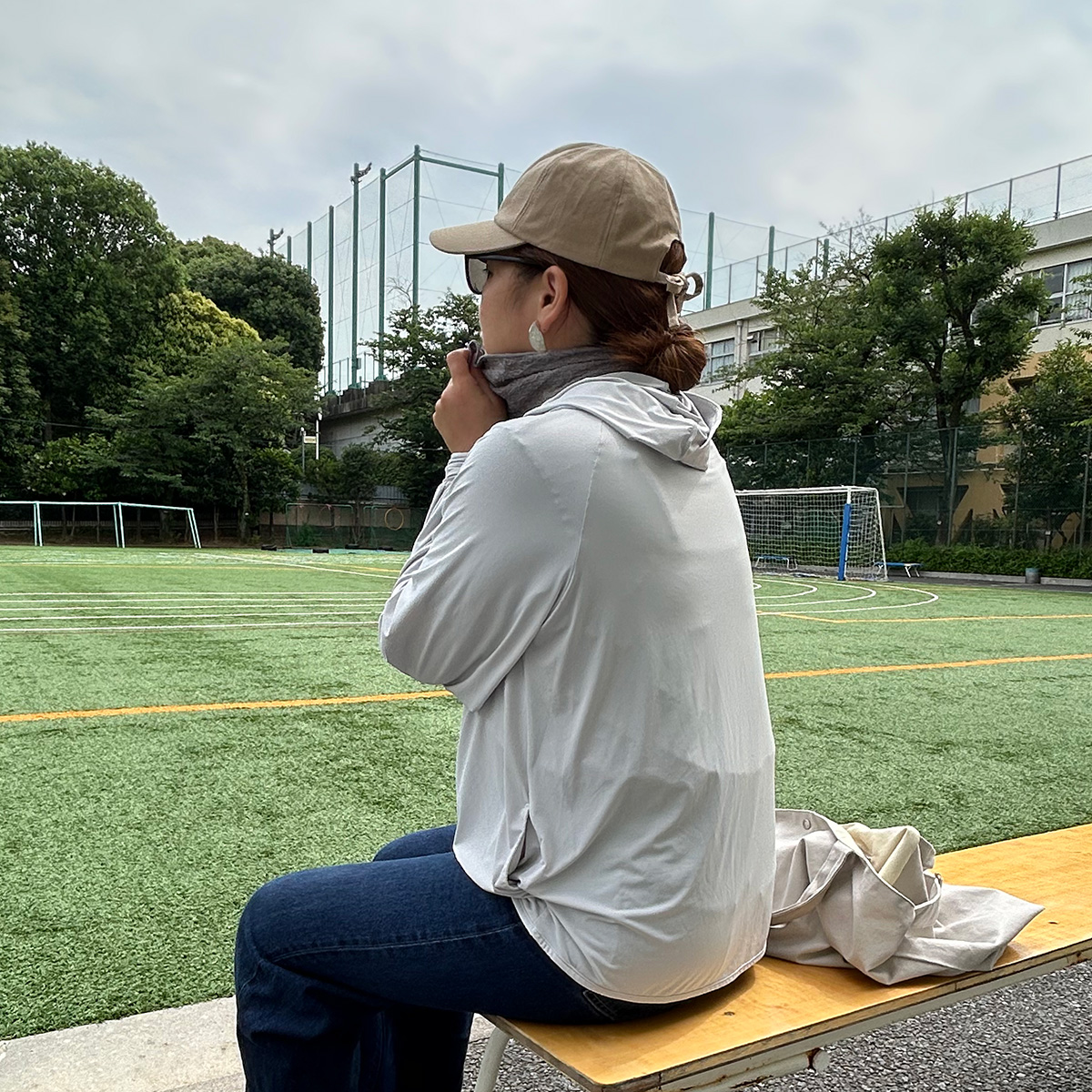 今こそ「冷感タオルハンカチ」拭くたび涼感、濡らせばもっとクール！愛用スタッフの、“こんな時に便利”レポート