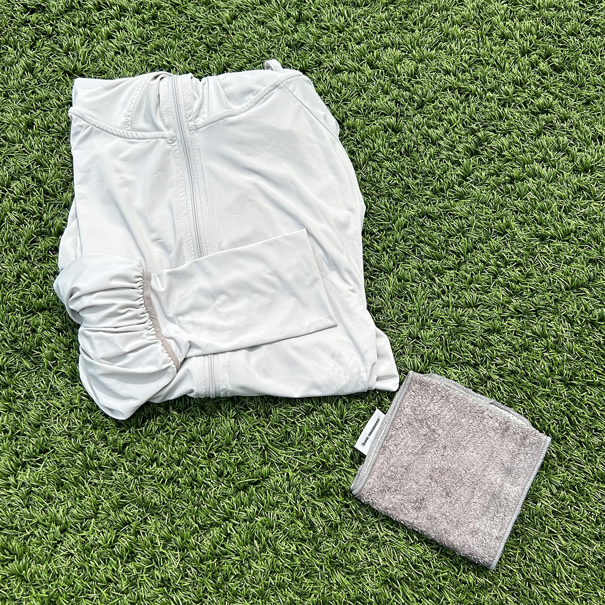 今こそ「冷感タオルハンカチ」拭くたび涼感、濡らせばもっとクール！愛用スタッフの、“こんな時に便利”レポート