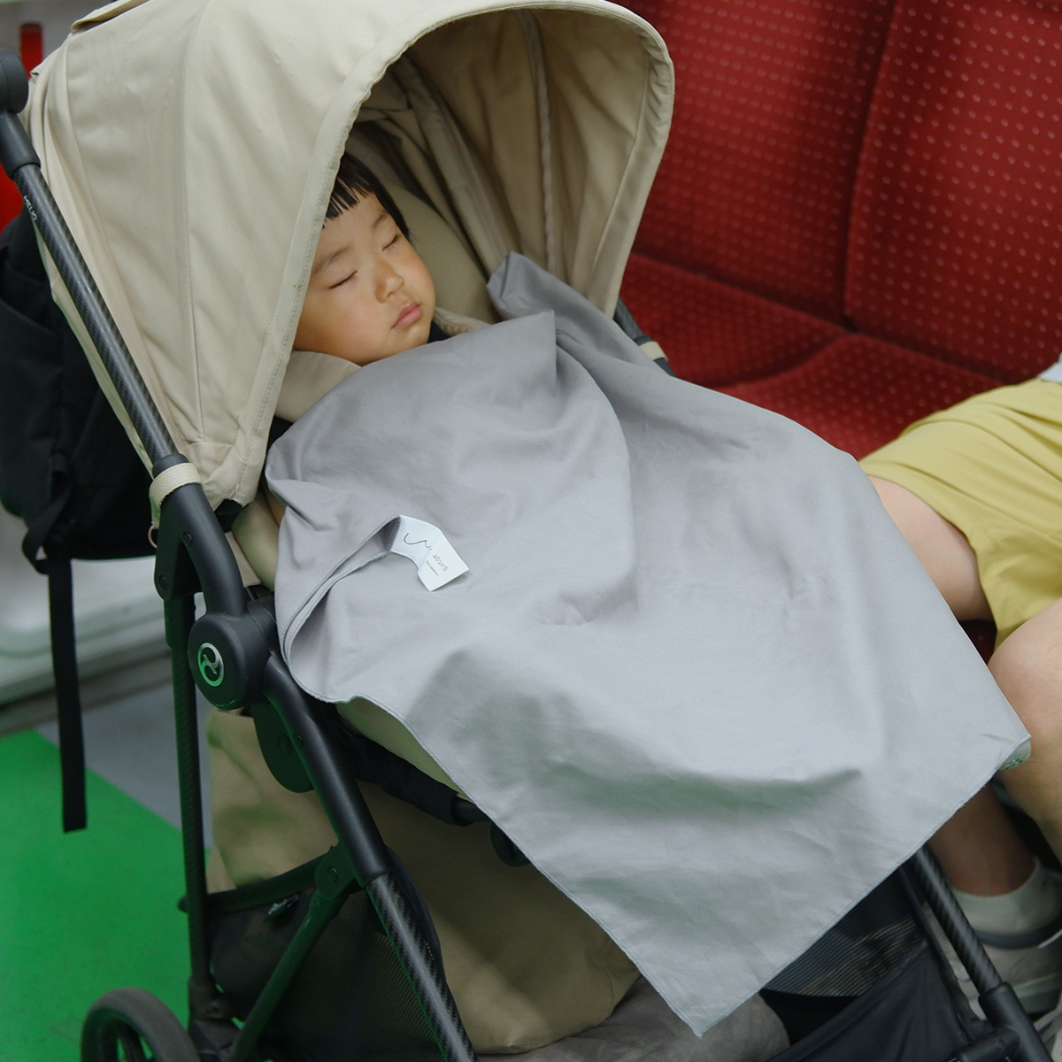 海外旅行ホテルでの洗濯術！高吸収＆超速乾の「お守りタオル」