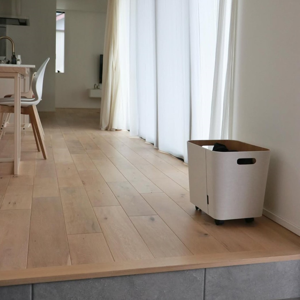 「帰ってきたら、ここに置いとこ」インスタグラマーさんも使って納得、キャスター付き収納の人気の理由