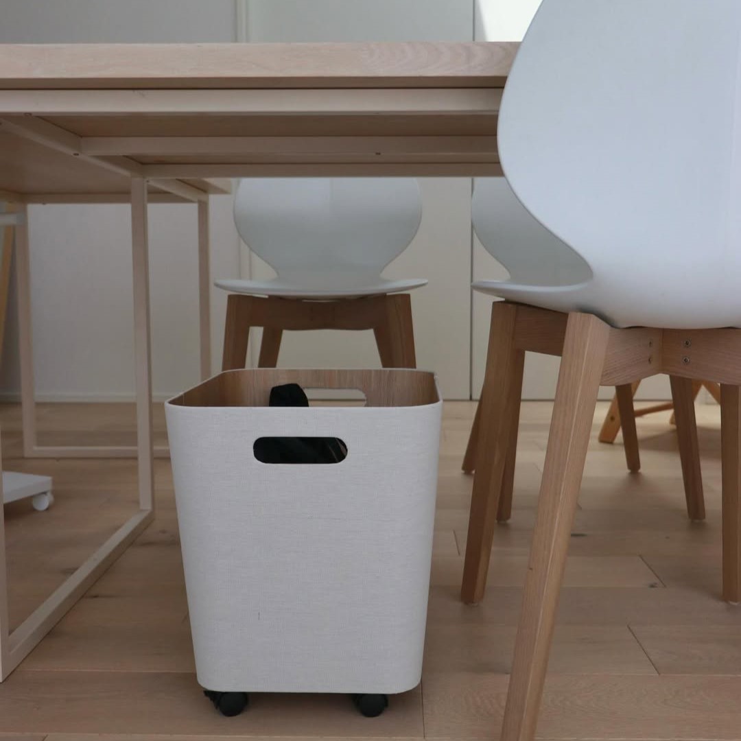 「帰ってきたら、ここに置いとこ」インスタグラマーさんも使って納得、キャスター付き収納の人気の理由