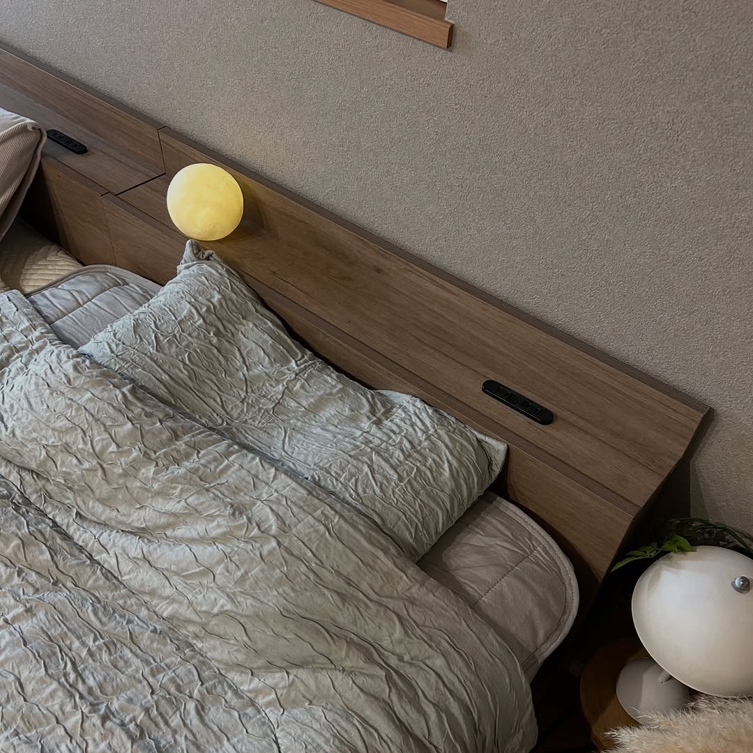 夏のベッドが避暑地に変身！ひんやりサラサラの「呼吸する寝具」でもっと涼しく心地よく【インスタグラマーさんのもの選び】