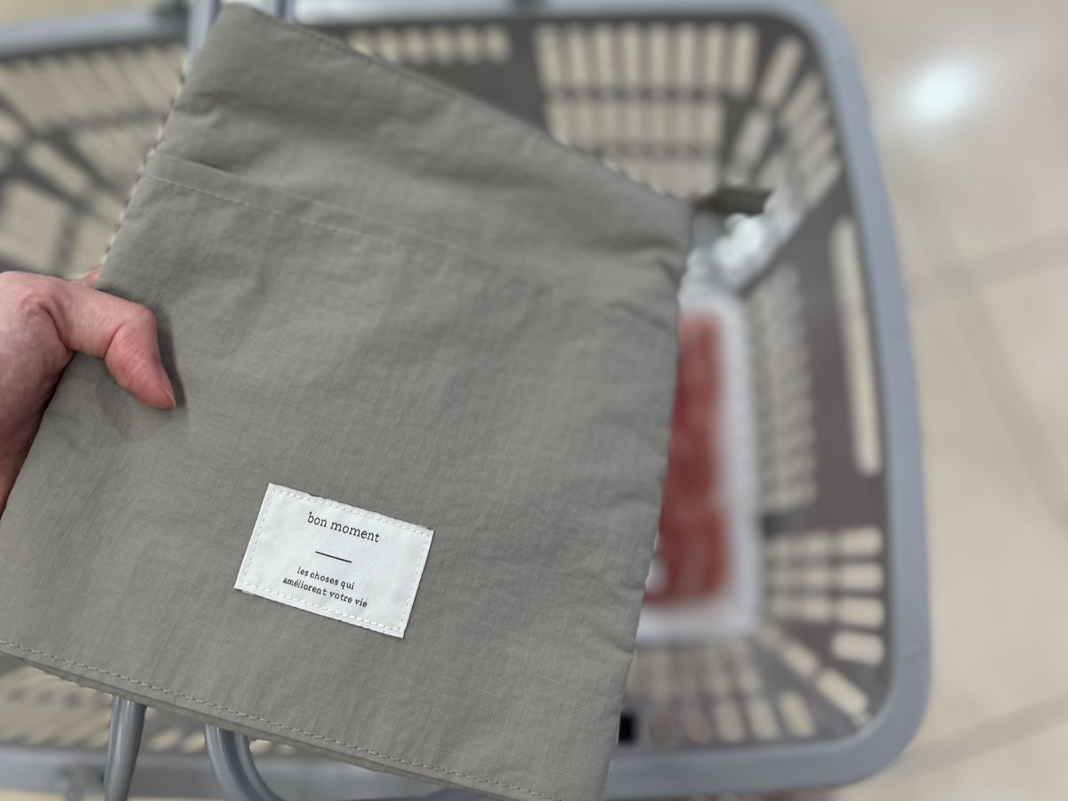 『ちょこっと保冷ポーチ』が大活躍の夏！スタッフが実感した「コレの持ち運びにぴったりです」レポート