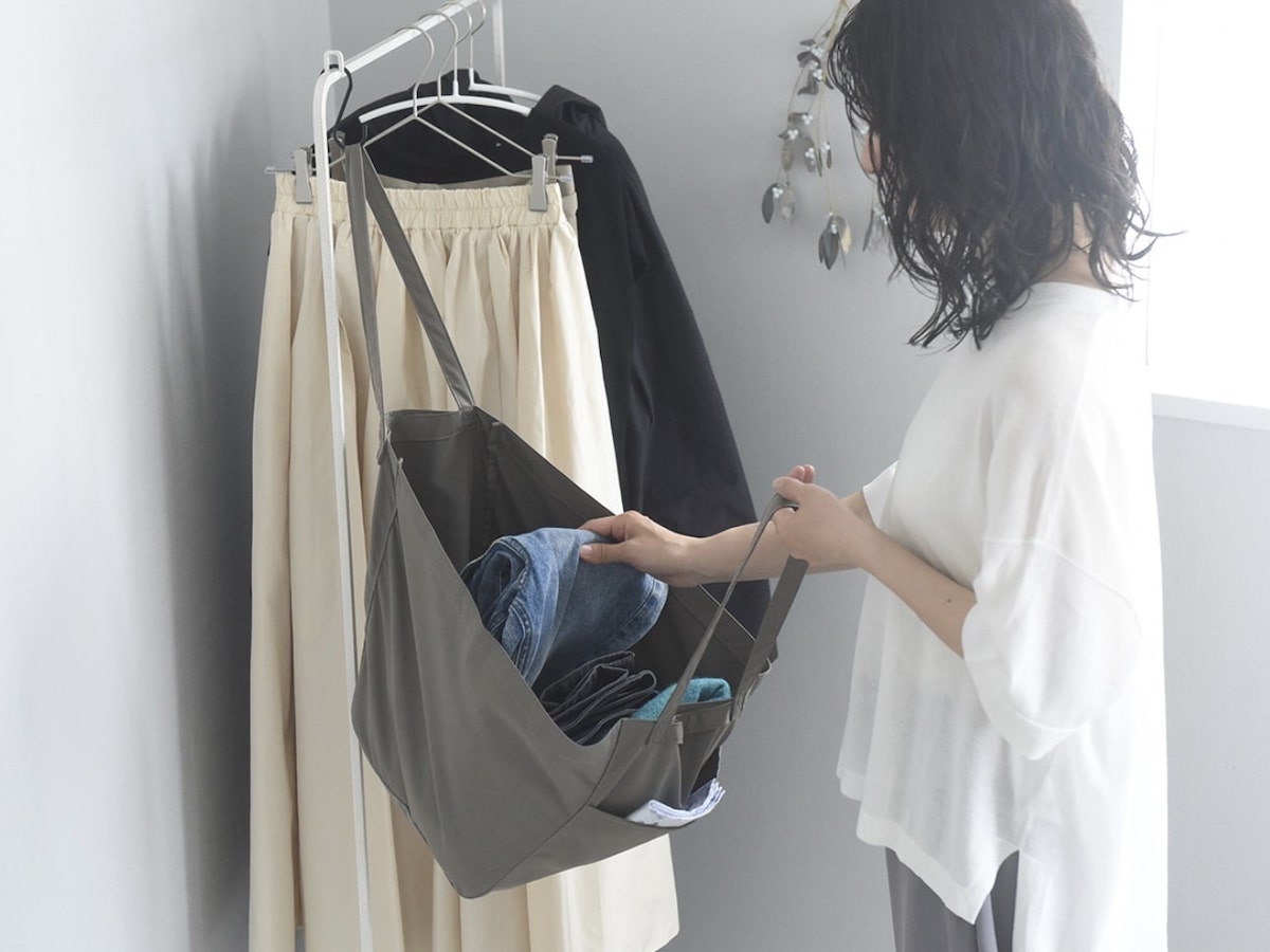 「吊り下げ収納バッグ」で収納のあらゆるお悩みを解決！しまいやすさ・高さ・中の見やすさも変わった、スタッフの実体験レポート