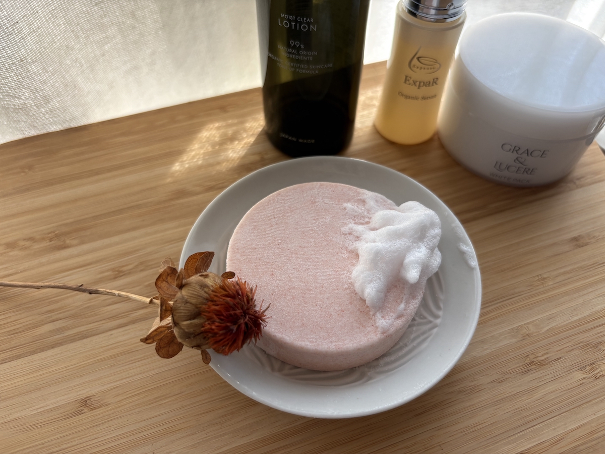 「塩石鹸」で目指せ、すっぴん美人!大人の肌悩みに“やさしさ”でアプローチ。スタッフも驚いた体験レポ