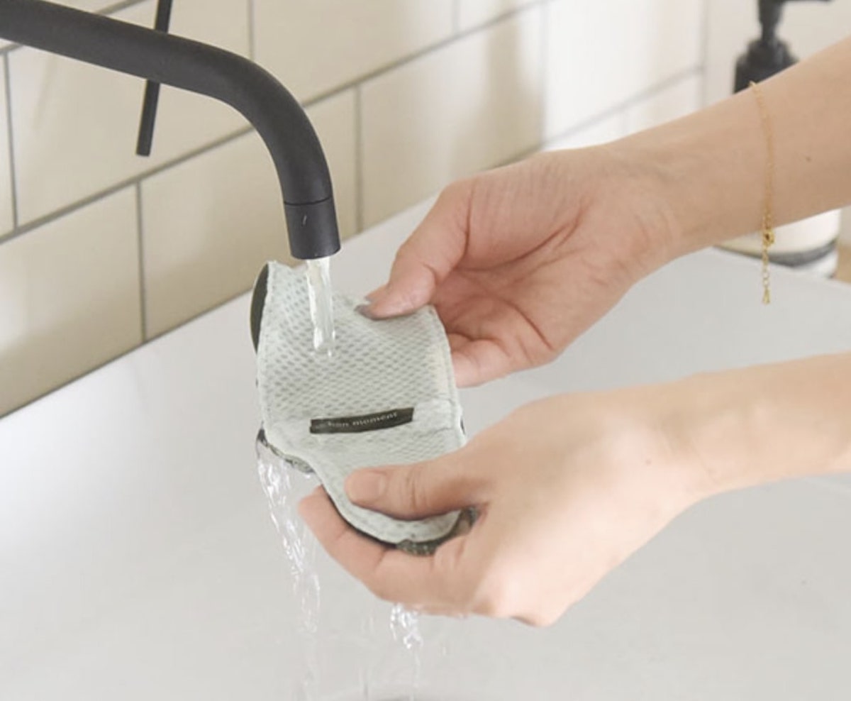 「水だけでヒンヤリ復活！」完売人気のネッククーラー、実際どうなの？インスタグラマーさんから正直レポが届きました