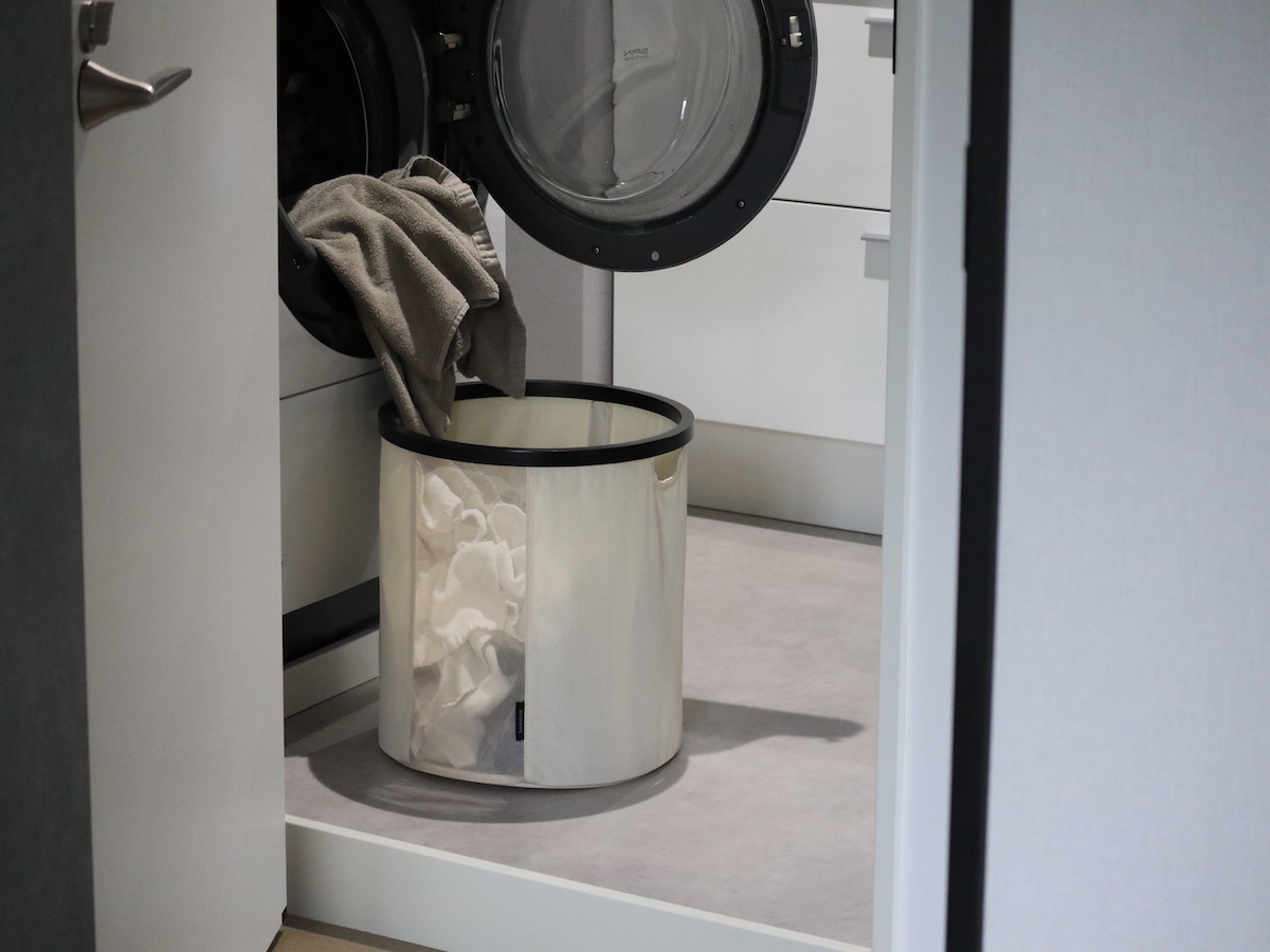 洗濯物の生活感を減らす『ランドリーバスケット』自称ズボラのスタッフも愛用する理由とは？