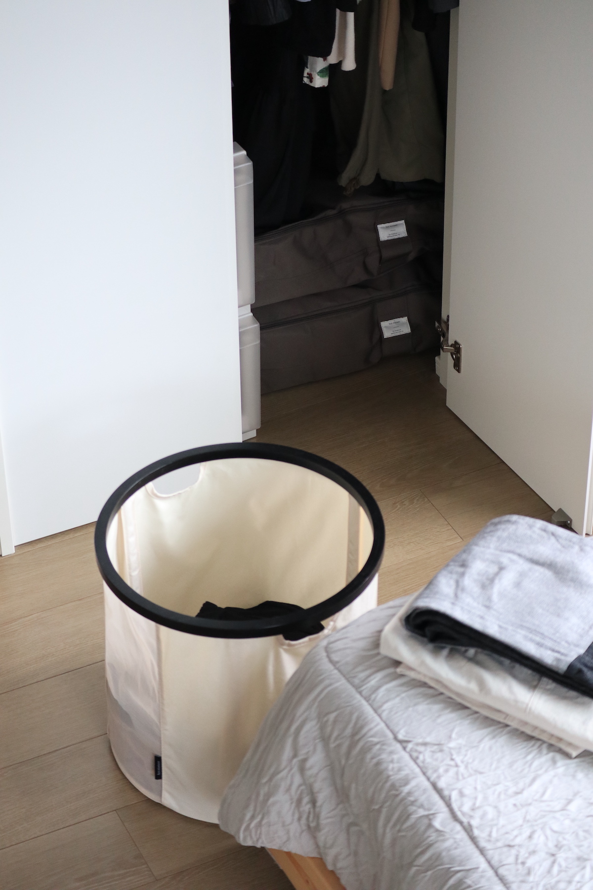 洗濯物の生活感を減らす『ランドリーバスケット』自称ズボラのスタッフも愛用する理由とは？