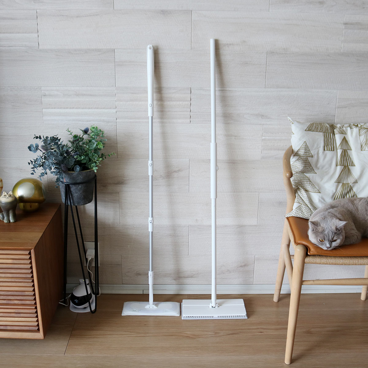 猫飼い＆マンション＆フルタイム共働きのお掃除最適解！マーナの「タッチレスワイパー」使用レポ