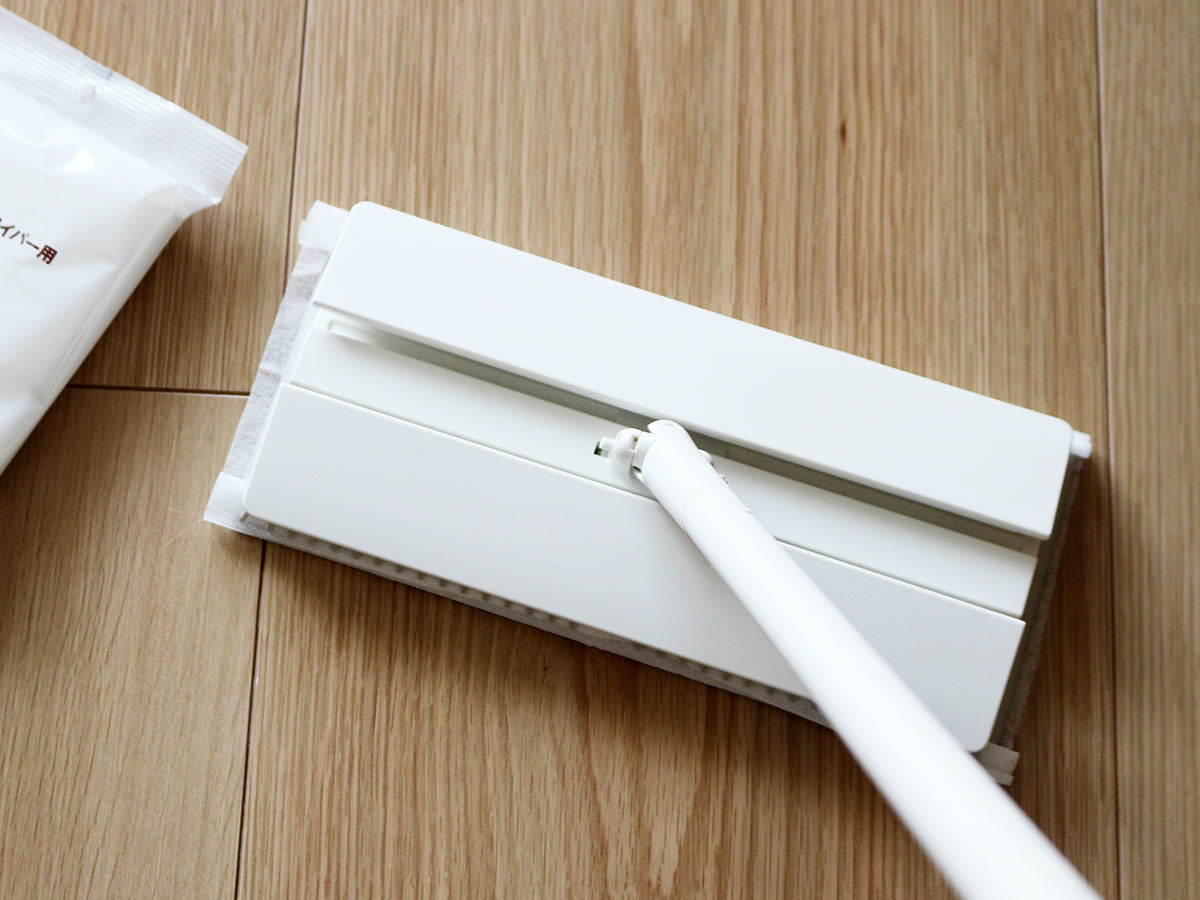 猫飼い＆マンション＆フルタイム共働きのお掃除最適解！マーナの「タッチレスワイパー」使用レポ