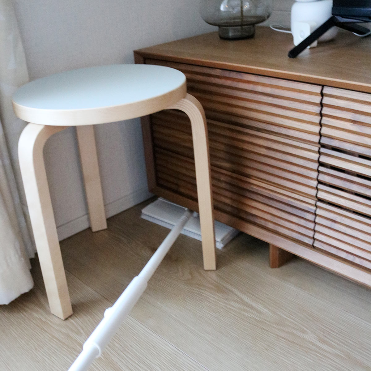 猫飼い＆マンション＆フルタイム共働きのお掃除最適解！マーナの「タッチレスワイパー」使用レポ