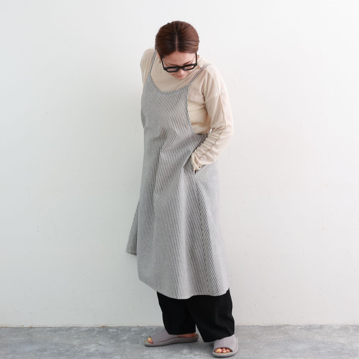 家事のやる気スイッチをオン。リニューアルして帰ってきた「まるでお洋服なキャミエプロン」のスタッフレポ