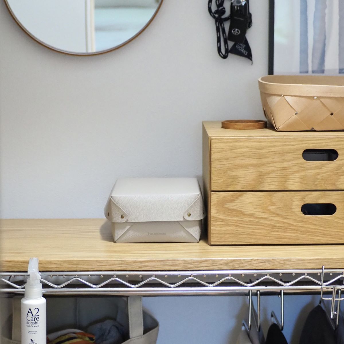 「片付ける」をインテリアに。大反響の蓋付きフェイクレザー収納、インスタグラマーさんはこう使う！