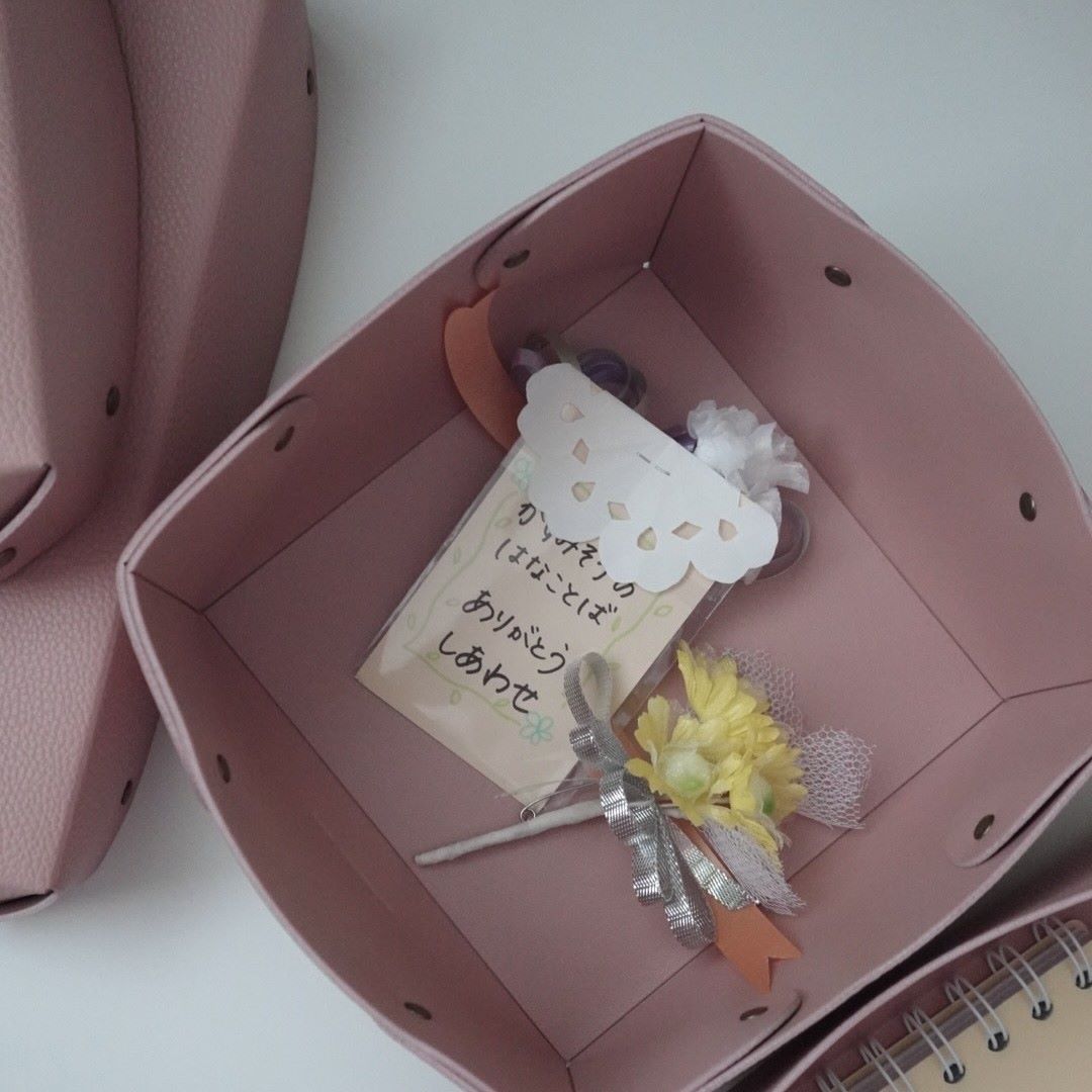 「片付ける」をインテリアに。大反響の蓋付きフェイクレザー収納、インスタグラマーさんはこう使う！