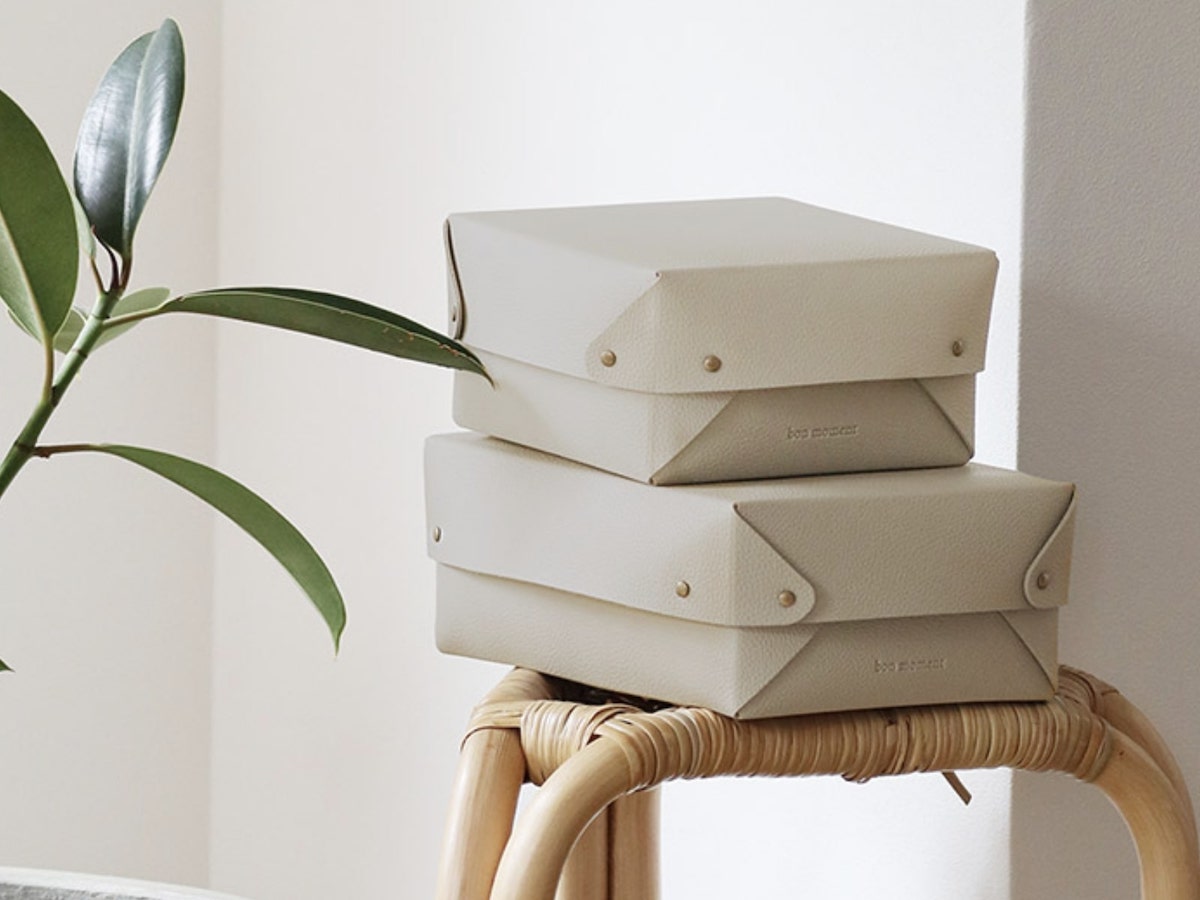 暮らしが変われば中身も変わる『蓋付き収納ボックス』のリアルな使い方、スタッフ3名がお見せします。