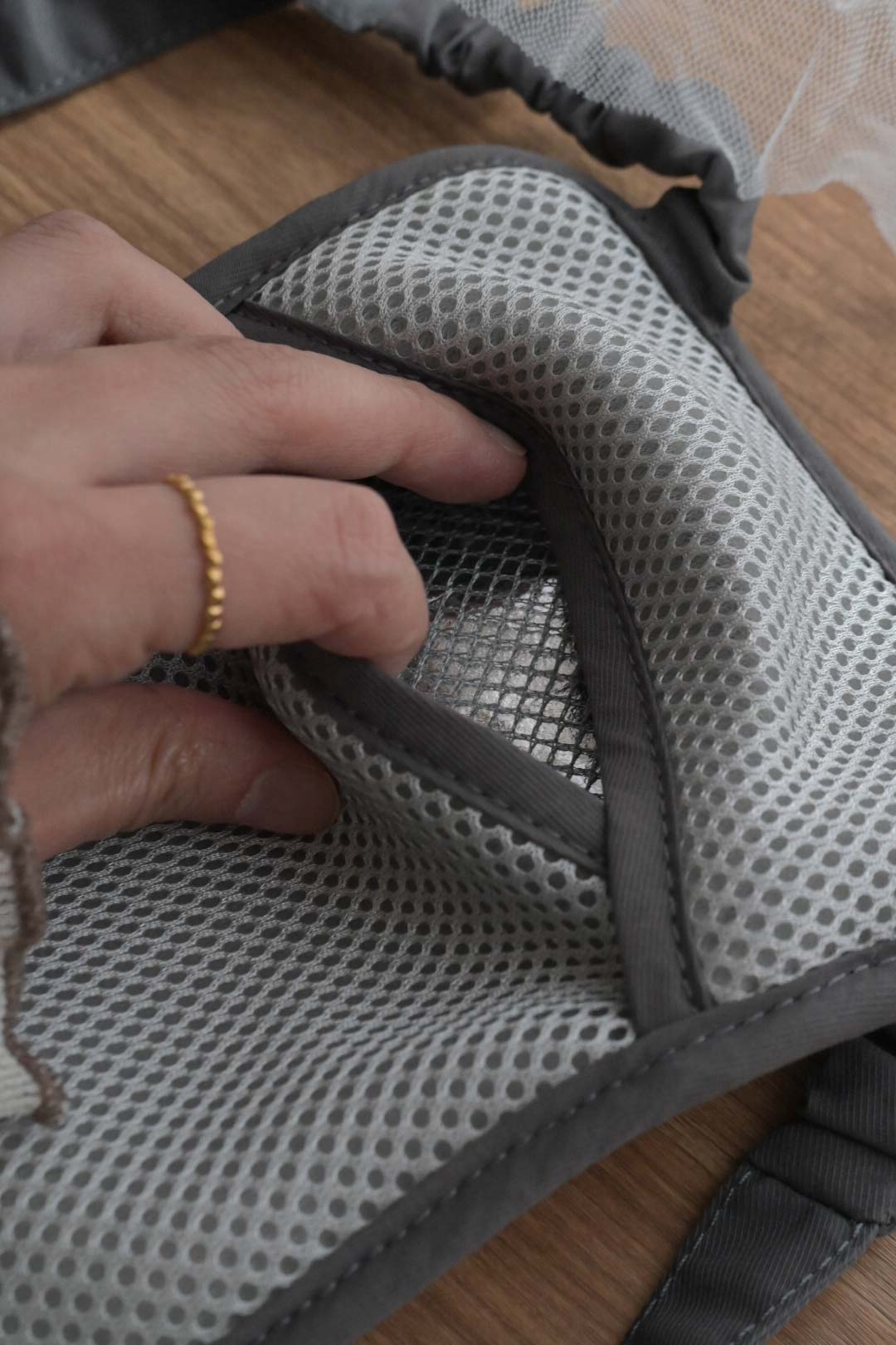 ベビーの熱中症対策！ひんやりシートで真夏のベビーカー・抱っこに安心を【インスタグラマーさんのもの選び】