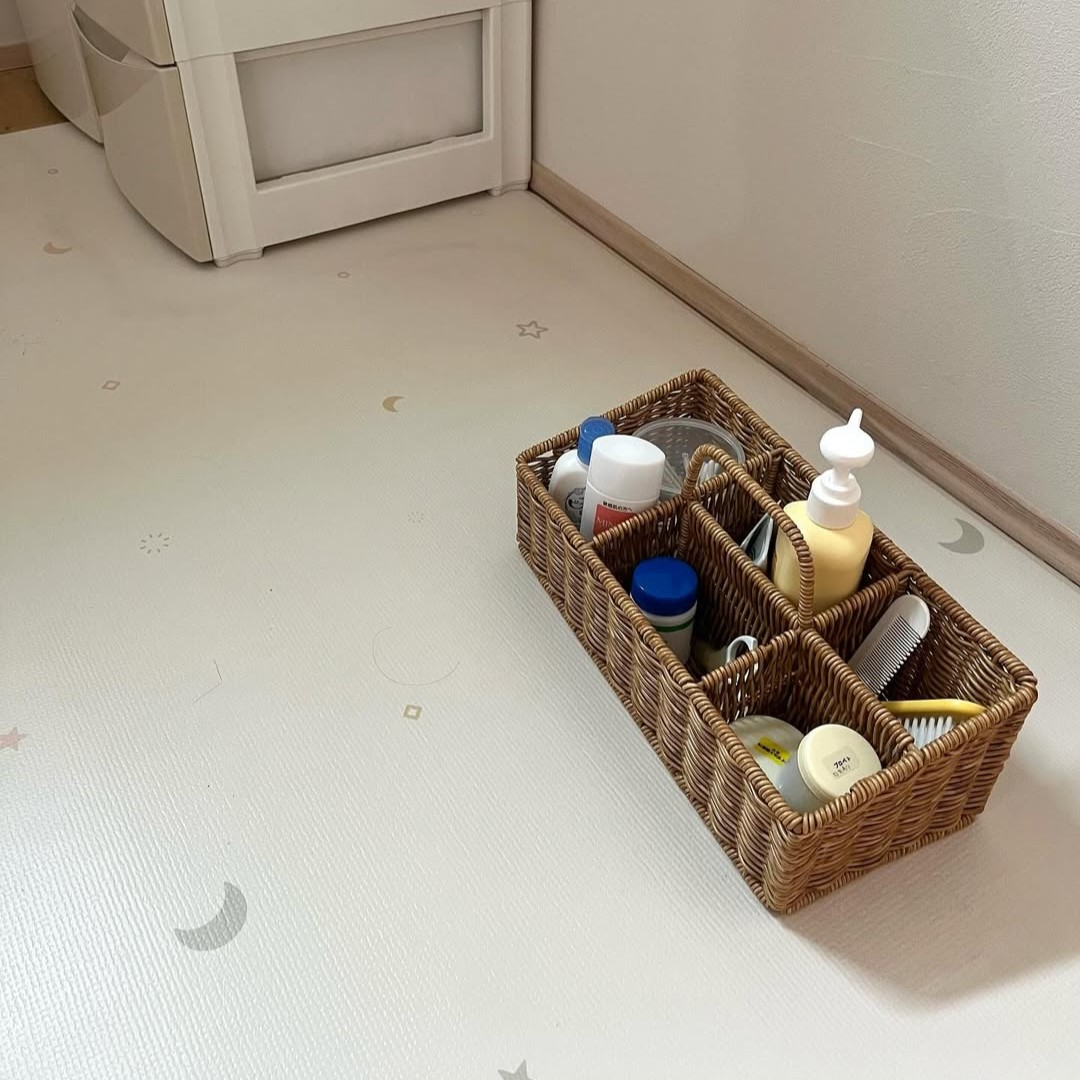 これからは『メイク場所を決めない朝』洗面所からリビングにもサッと運べるコスメ収納【インスタグラマーさんのもの選び】