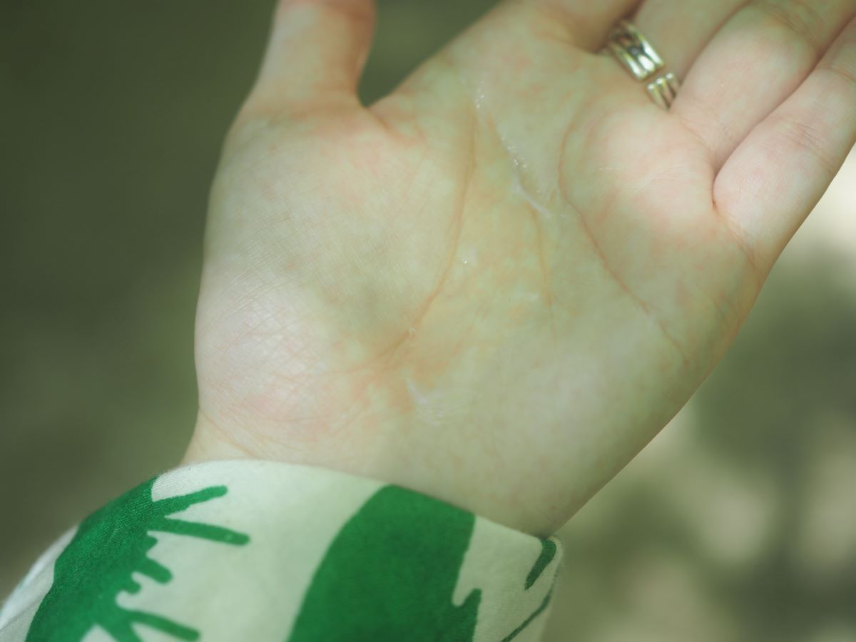 防災だけじゃない『どこでもお風呂』シュッとスプレーするだけの全身シャンプー、スタッフはこんな時に使っています