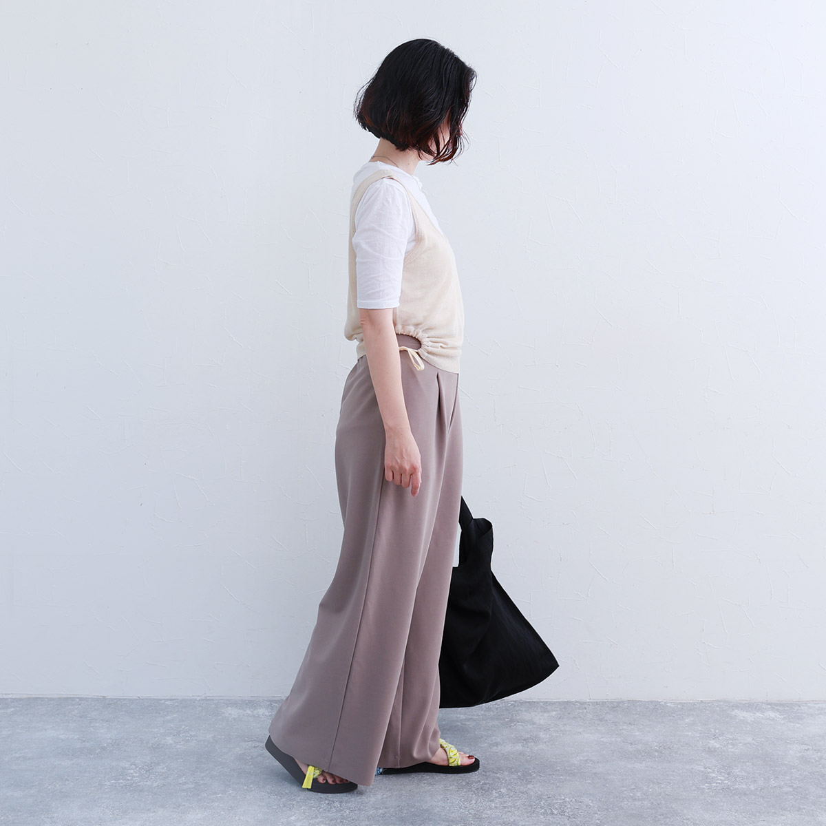 低身長さん集まれ～！お家で裾直しできる「楽ちんキレイなパンツ」をスタッフが着てみました