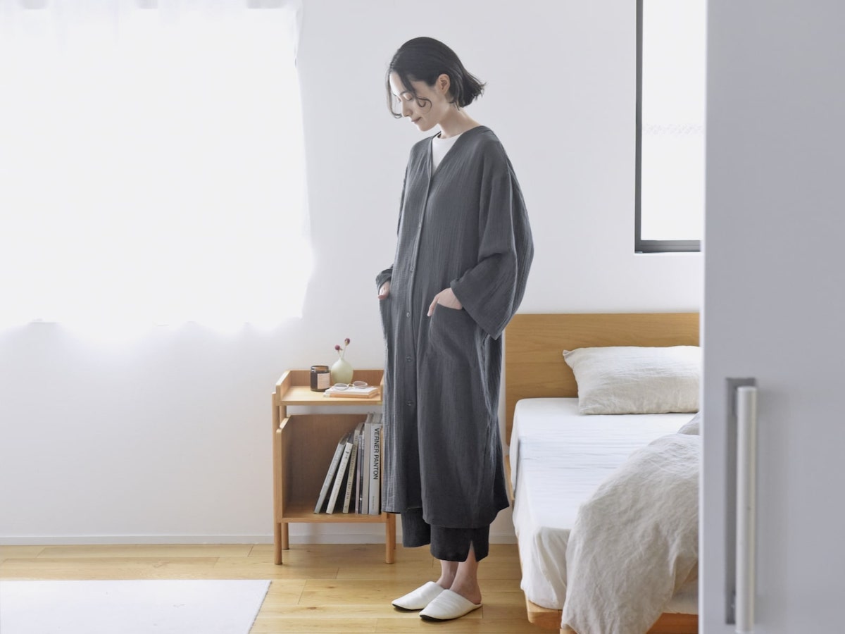 あの『湯上りワンピ』に3wayで着られるガウン誕生！秋冬のワンオペ「子どもとお風呂」の心強〜い味方に