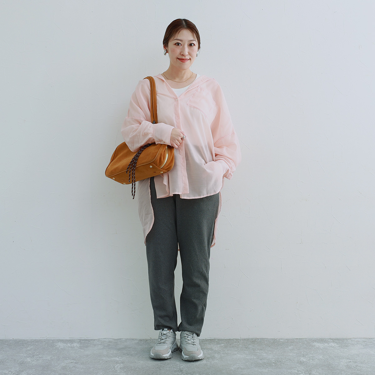 あの「リラパン」が帰ってきた！“楽ちんキレイ”を叶える人気者パンツのスタッフ着回しレポ