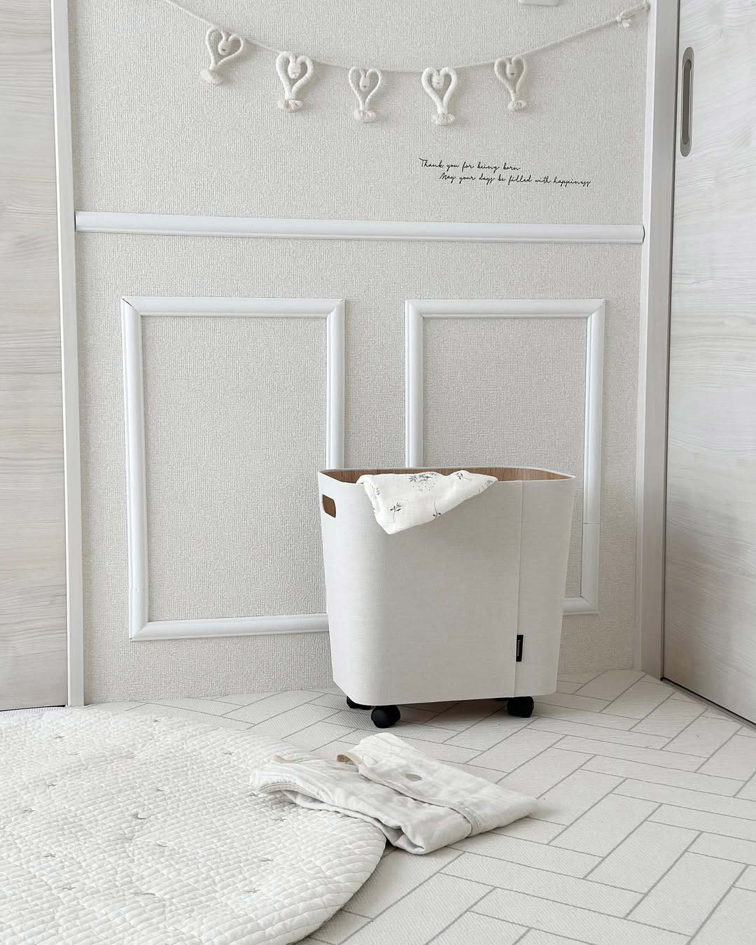 ランドセルも学用品もポン！子ども部屋も片付く『動かせる収納』活用術【インスタグラマーさんのもの選び】