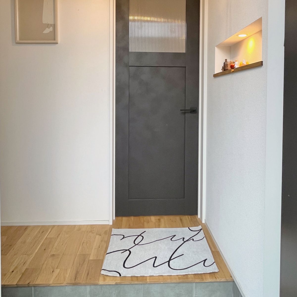 まるでアートポスターみたいなデザインラグ『インスタグラマーさんが選んだ柄はコレ！』発表会