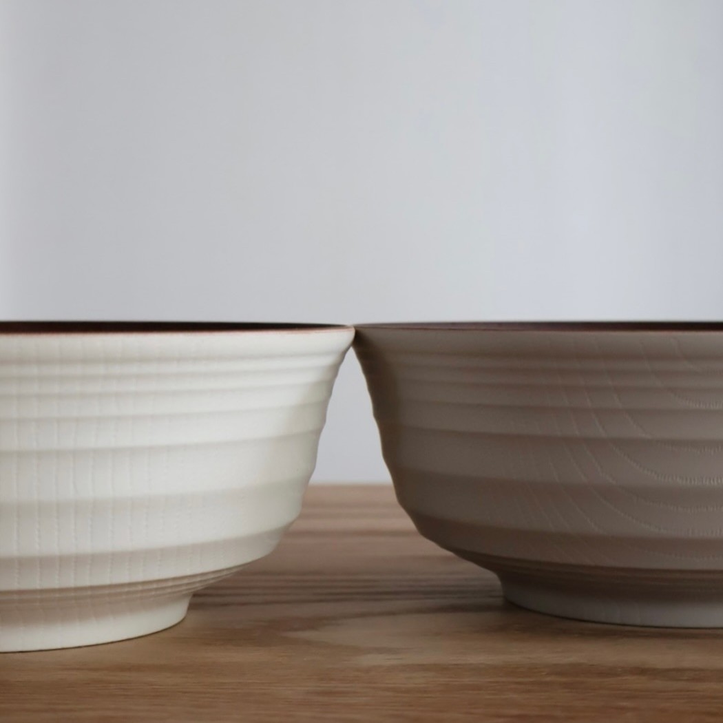 ワンオペ休日のお昼ご飯にも。軽くて割れにくい木目調どんぶり＆汁椀がちょうどいい話【インスタグラマーさんのもの選び】