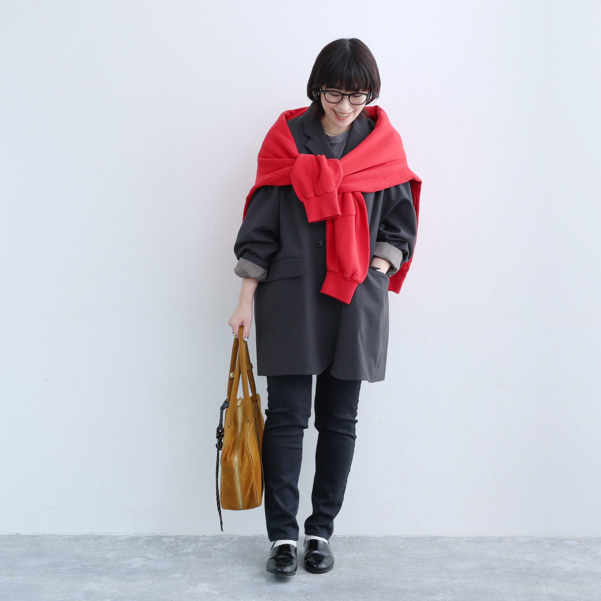 リピーターさん御用達、裏パウダー起毛の「あったかスリムパンツ」スタッフ3人の着用レポート