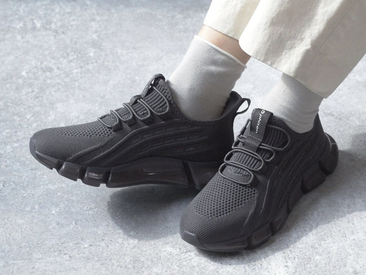 疲れにくい靴３連発！歩きっぱなしのバイヤー厳選、今年の『すごい靴』はこれ。