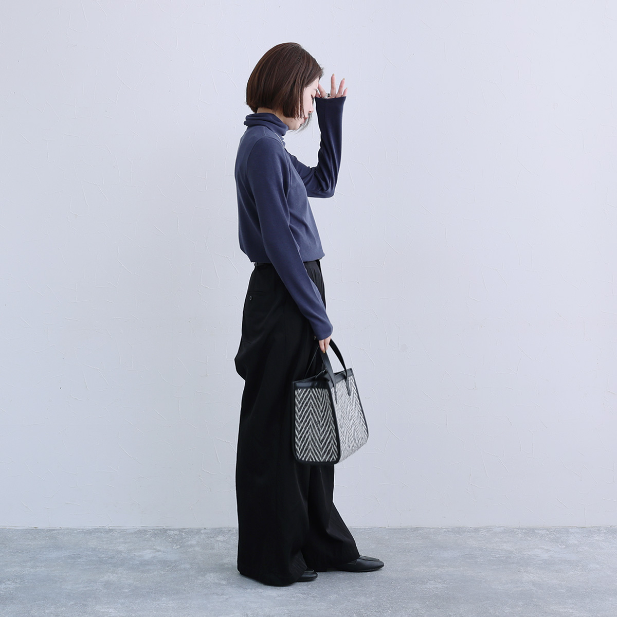 冬のはじまりに、しなやかな一着を。スタッフ3人が虜になった「あったかウェア」着用レポ