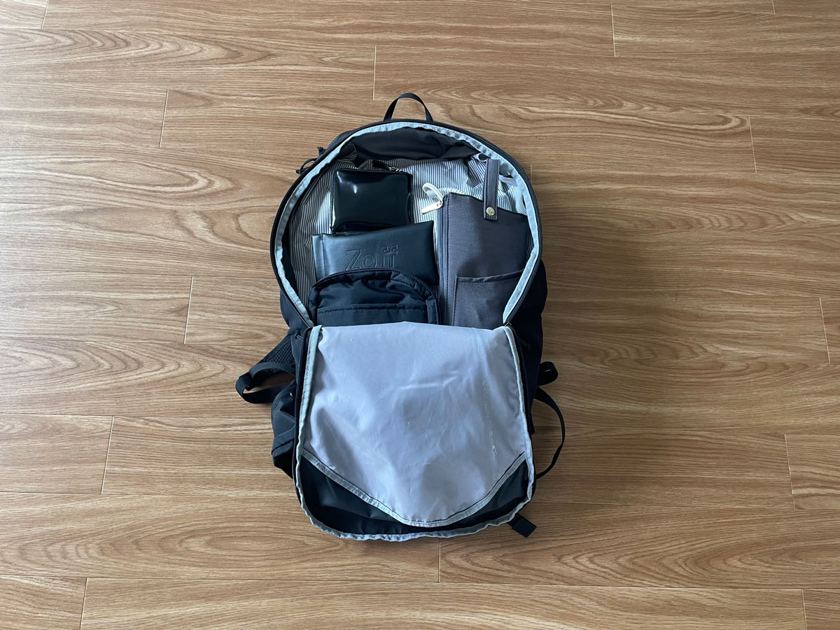 かさばる冬旅にも助かる！「すばやくペタンコ」の衣類圧縮袋を帰省・出張・キャンプで使ってみました