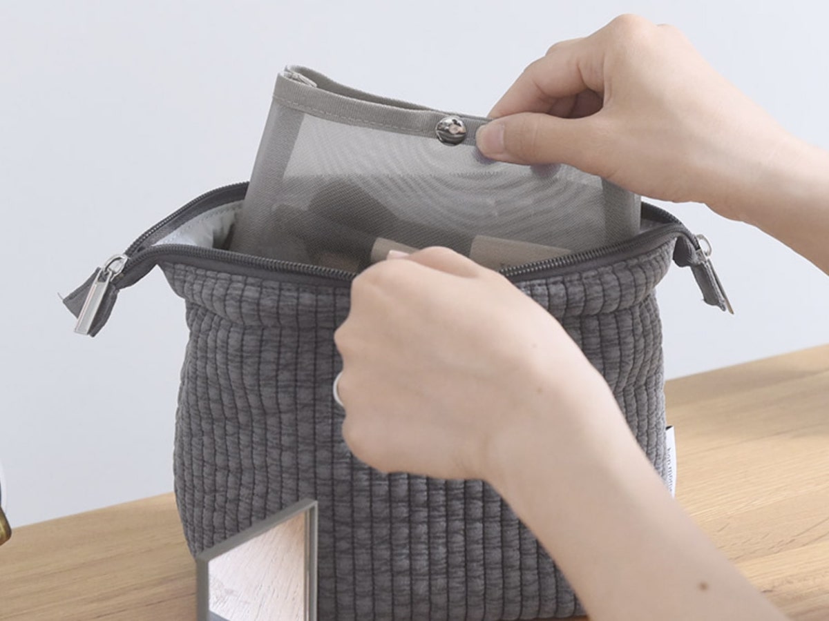 旅慣れスタッフの太鼓判！冬旅＆帰省におすすめのトラベルグッズ5選【2025-2026年版】