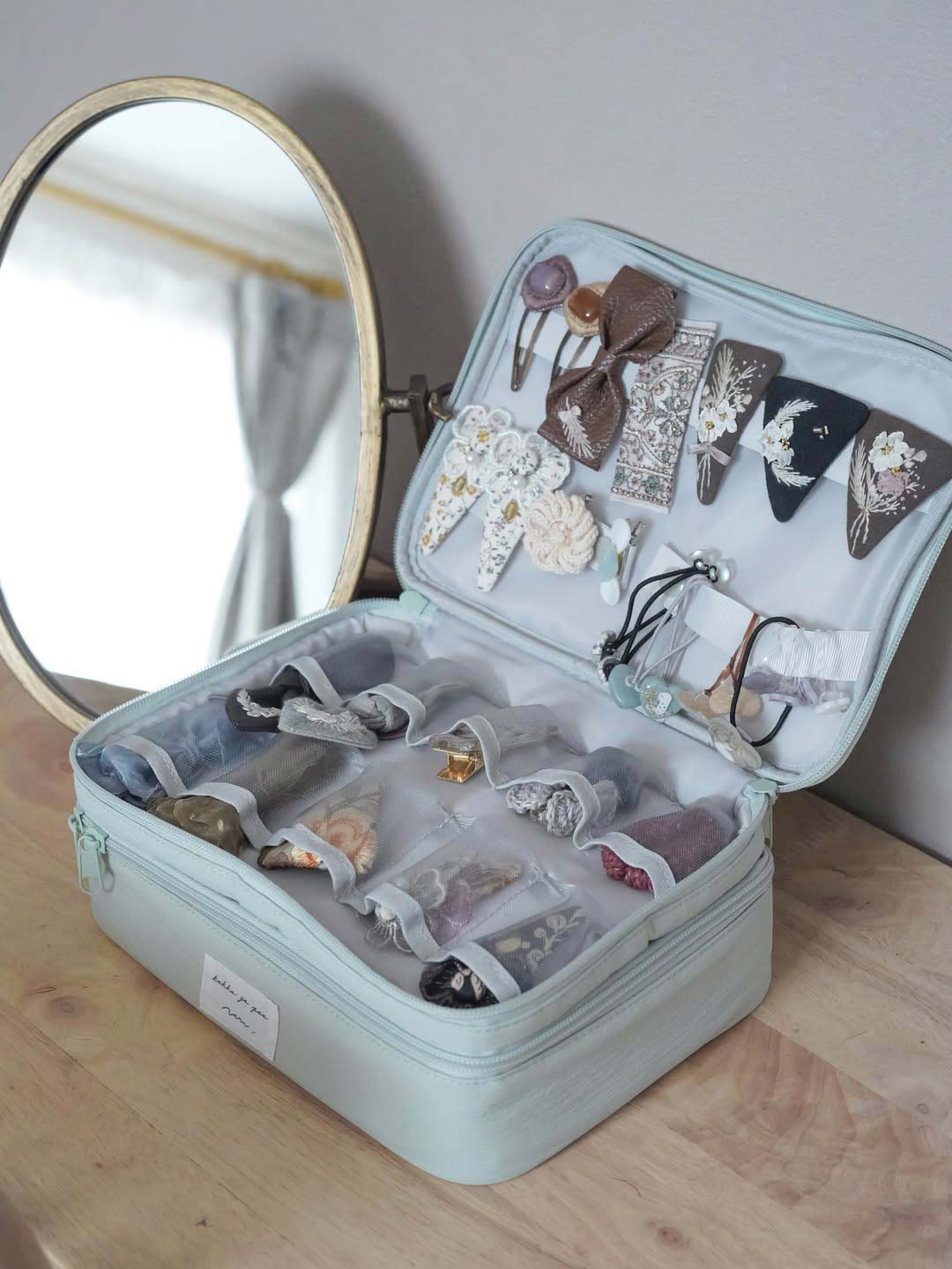 すっきり収納＆毎朝ワクワク！宝石箱みたいな「ヘアアクセ収納」のある暮らし【インスタグラマーさんのもの選び】