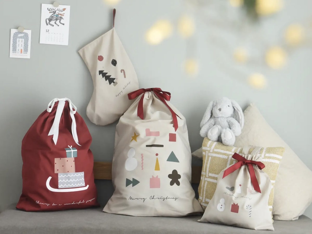 今年のクリスマスは子どもたちを最高の笑顔に！6名のインスタグラマーさんによる、「サンタ袋」の飾りかた報告会