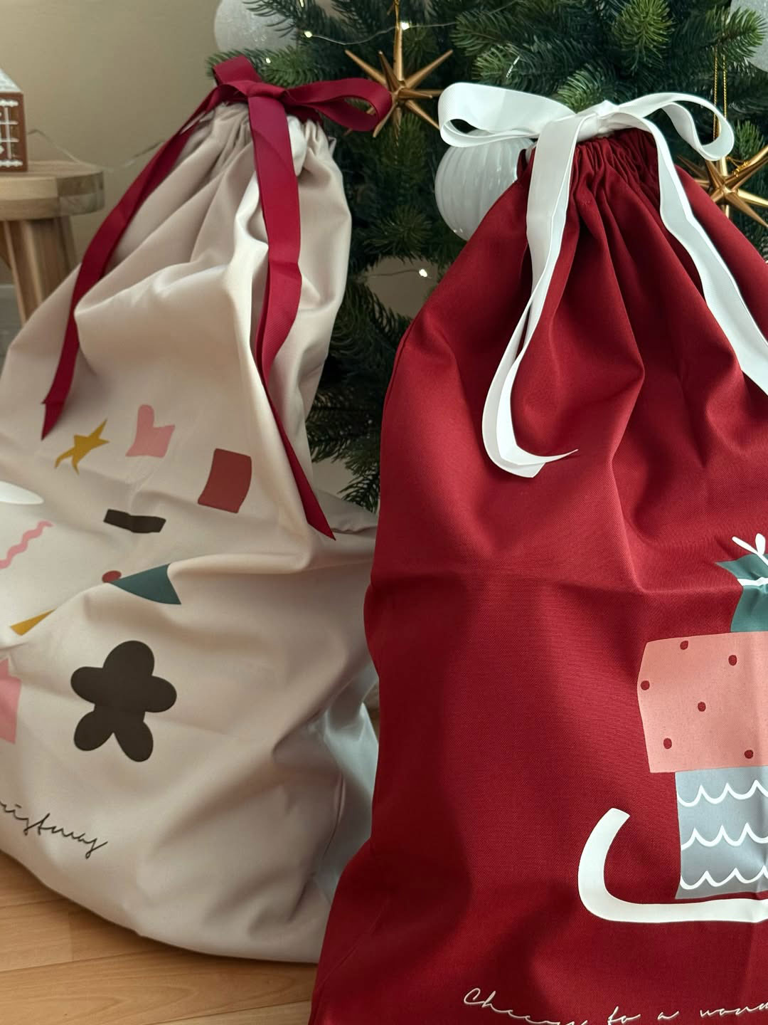 今年のクリスマスは子どもたちを最高の笑顔に！6名のインスタグラマーさんによる、「サンタ袋」の飾りかた報告会