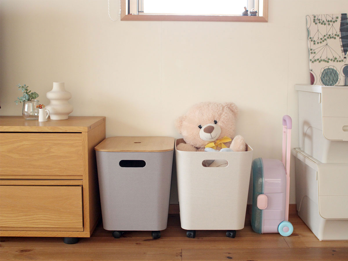 部屋にあふれ返る冬のあったかグッズ、「キャスター付き収納」で便利に整頓！