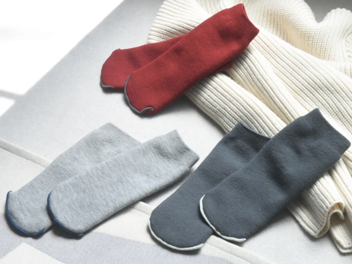 長年の「もちはだ」愛用スタッフ達が、カバーソックスを買い足した理由