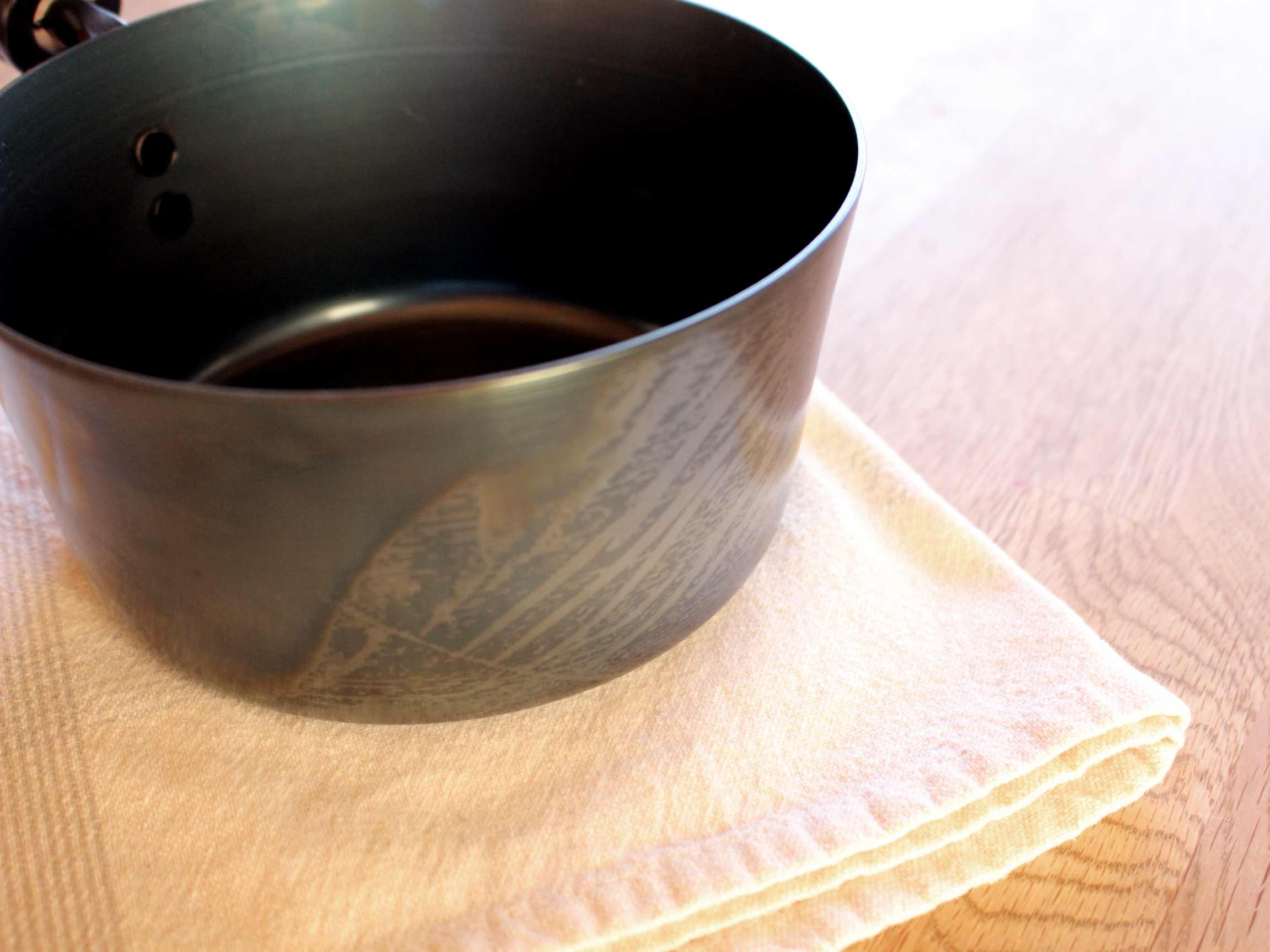 ゆらぎ世代のインナーケアに。「鉄の片手鍋」で鉄分たっぷりお味噌汁生活