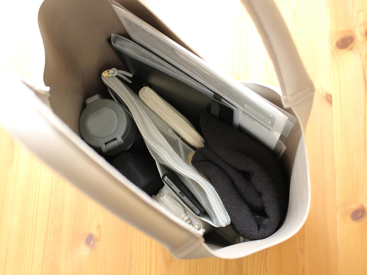 小さいかな？と思ったけれど。薄型バッグインバッグが思った以上に便利だった話