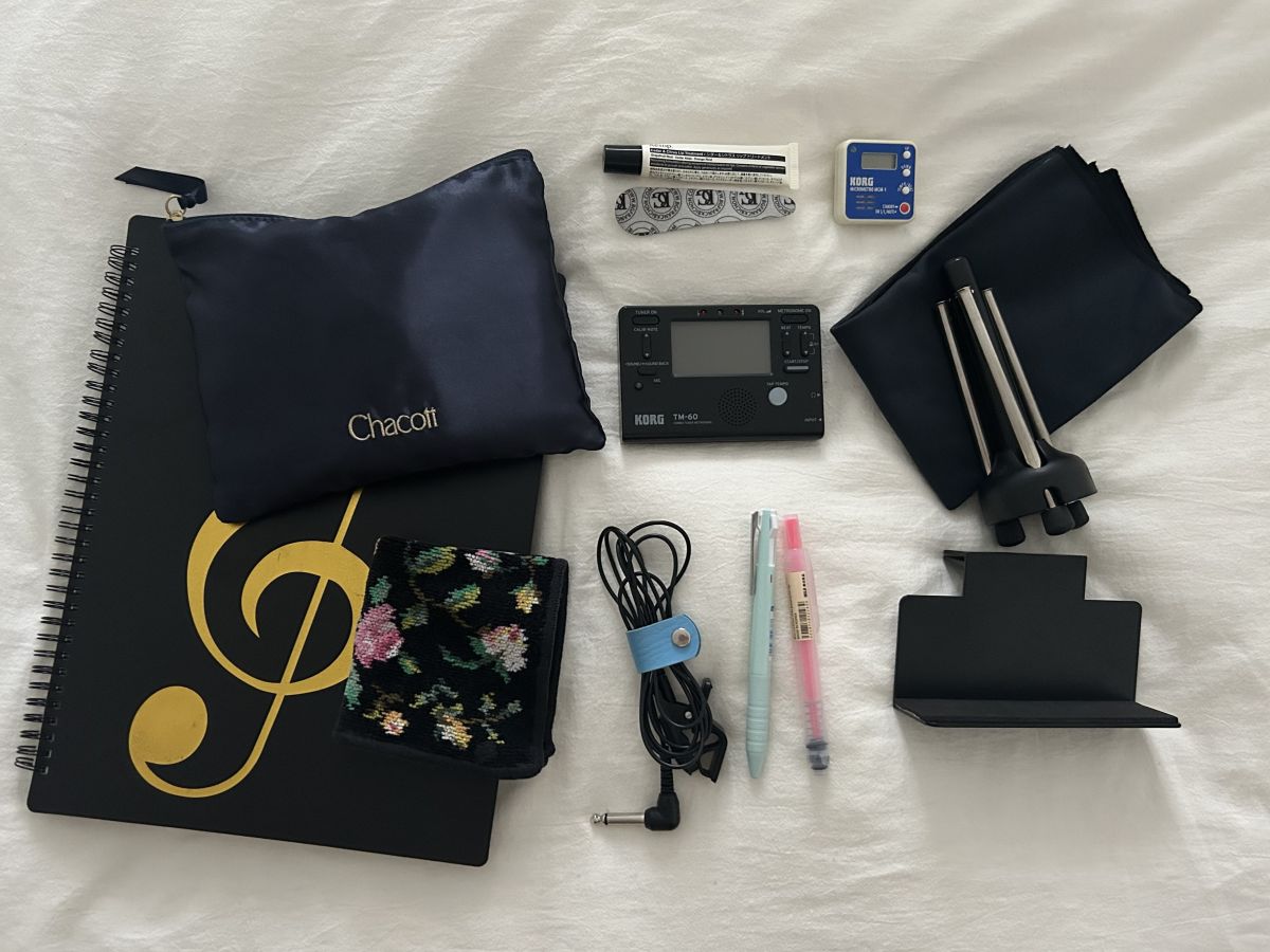 人気の理由はこのシルエット。ごちゃつきバッグを卒業！整頓上手な「バッグインバッグ」新作スタッフレポ