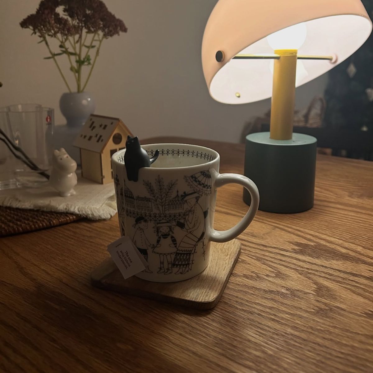 猫好きさんに贈りたい！ティータイムをほっこり彩る猫グッズ2選【インスタグラマーさんのもの選び】