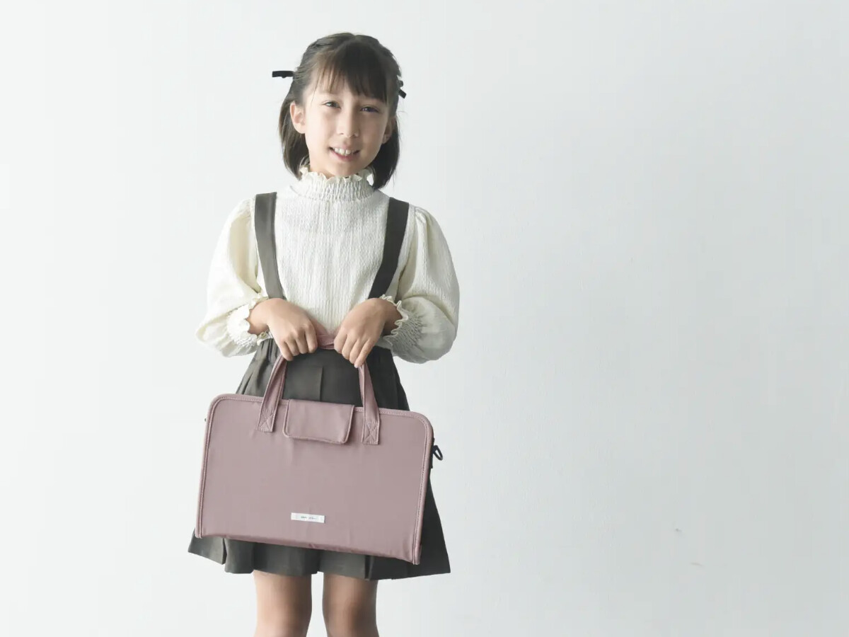 【新学期準備】キャラものを卒業した“未来の君”のために。シンプルで大人かわいい絵の具＆書道セットを