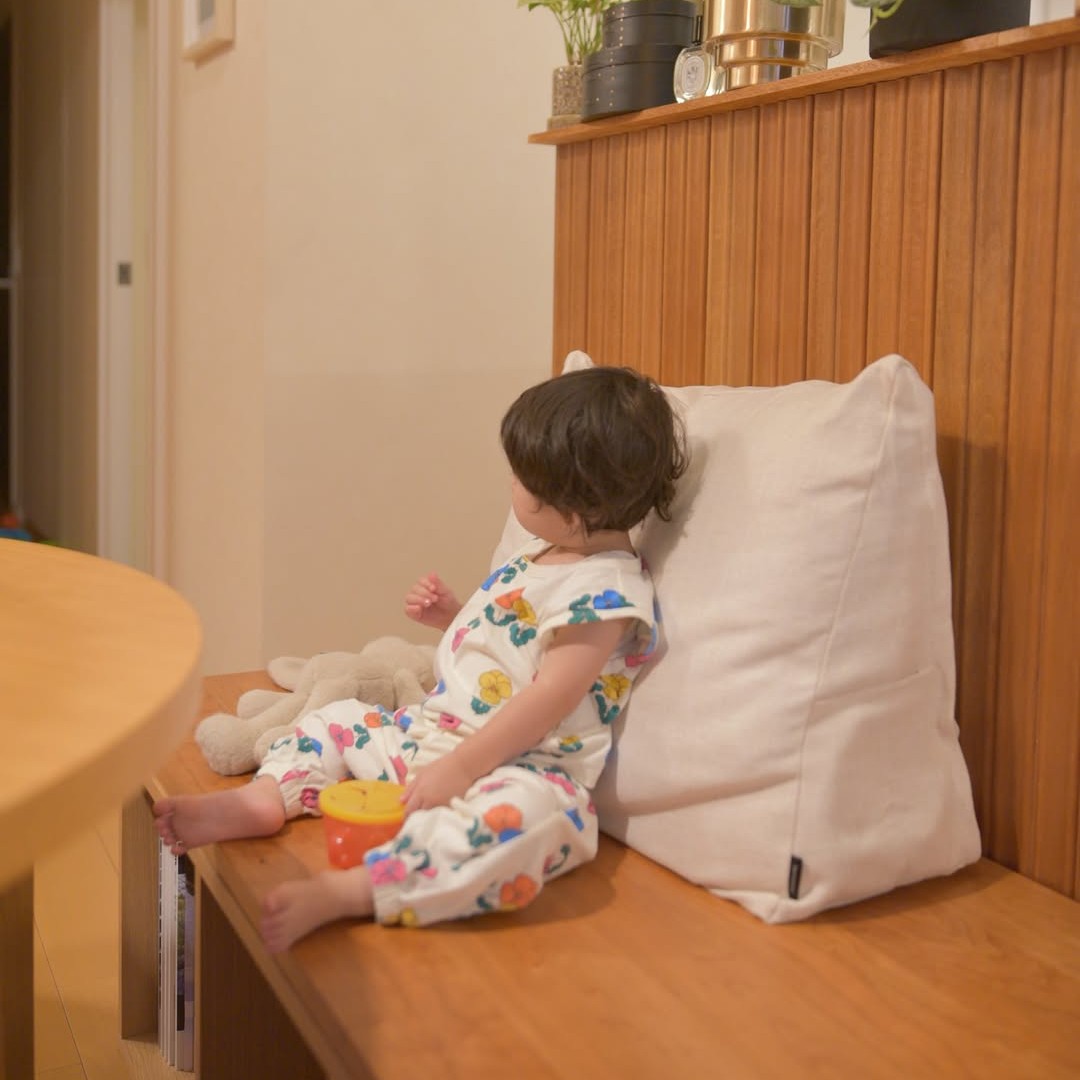 布団収納スペースにお困りの人、集まれ！『背もたれになる布団収納ケース』がIGさんのお家でも活躍中